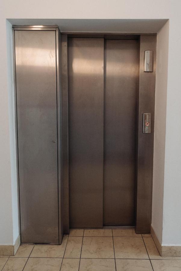 Extravaganza Apartment Красков Екстериор снимка